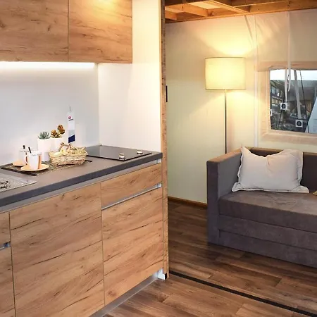 Kompleks wypoczynkowy Lacona Pineta 3*