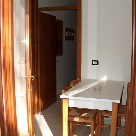 Kompleks wypoczynkowy Lacona Pineta 3*