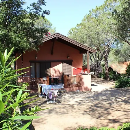 Holiday park Lacona Pineta