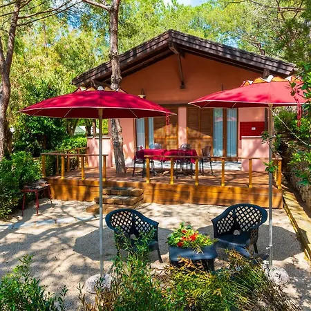 Lacona Pineta Kompleks wypoczynkowy 3*
