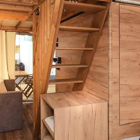 Prázdninový areál Lacona Pineta