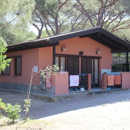 Prázdninový areál Lacona Pineta Capoliveri (Isola d'Elba)